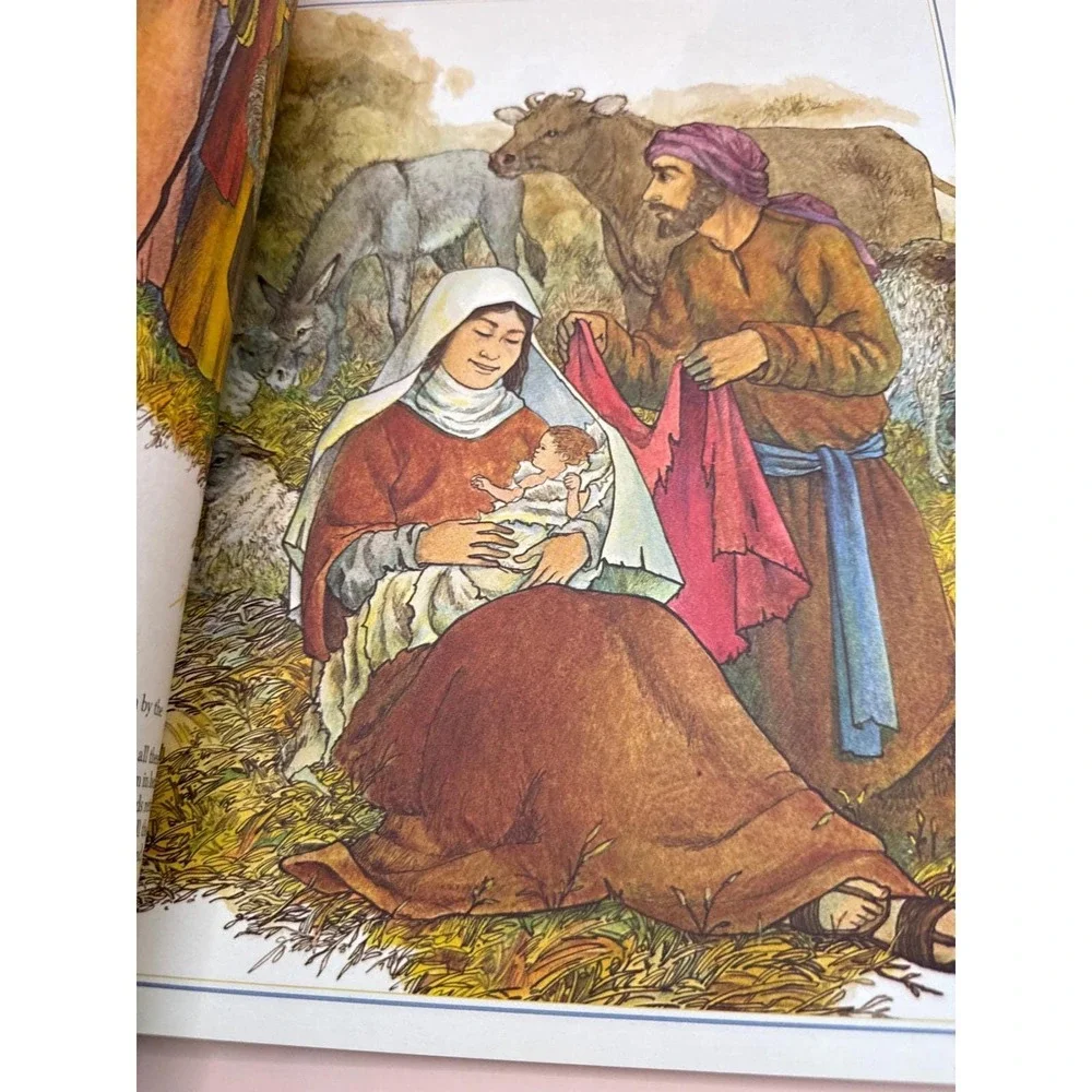 Christmas Annual Literature and Art Volume 52 1982‎ Nativity Augsburg Vintage